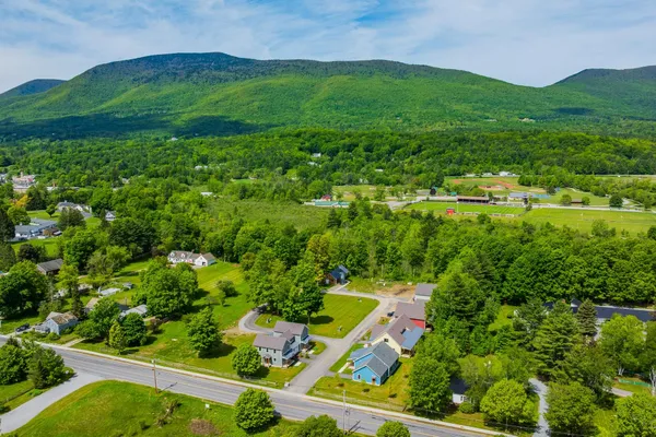 $795,000 | 58 Jameson Flats, Unit D, Manchester Center, VT 05255