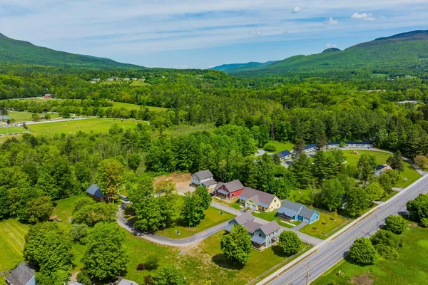 $795,000 | 58 Jameson Flats, Unit D, Manchester Center, VT 05255
