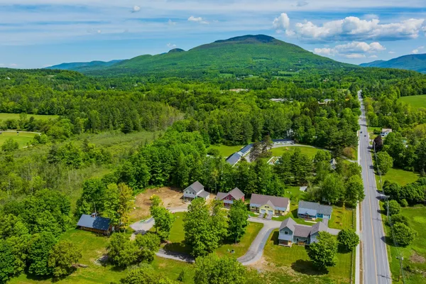 $795,000 | 58 Jameson Flats, Unit D, Manchester Center, VT 05255