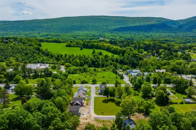 $849,000 | 40 Jameson Flats, Unit D, Manchester Center, VT 05255