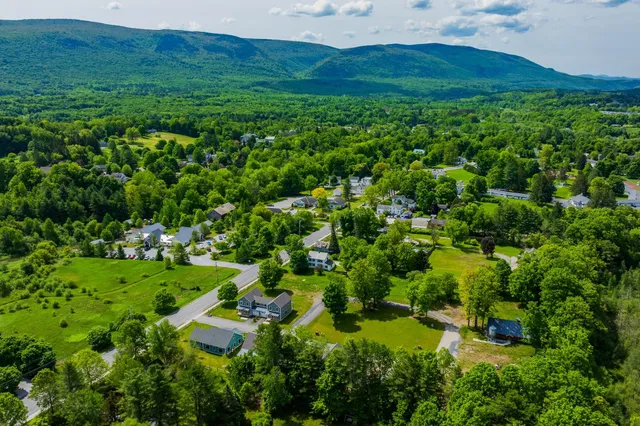 $849,000 | 40 Jameson Flats, Unit D, Manchester Center, VT 05255