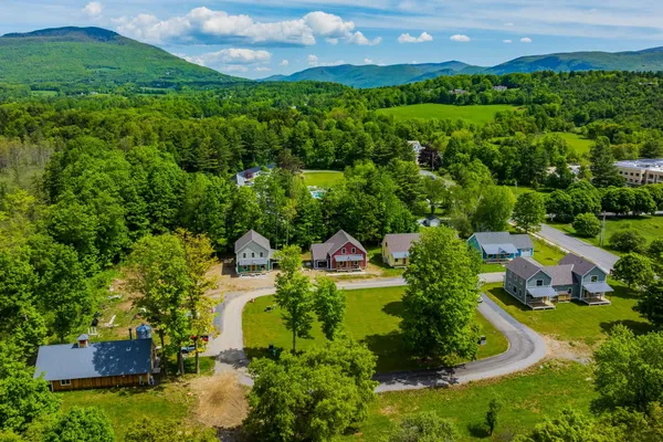 $795,000 | 58 Jameson Flats, Unit D, Manchester Center, VT 05255