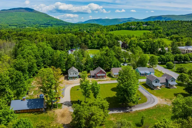 $849,000 | 40 Jameson Flats, Unit D, Manchester Center, VT 05255