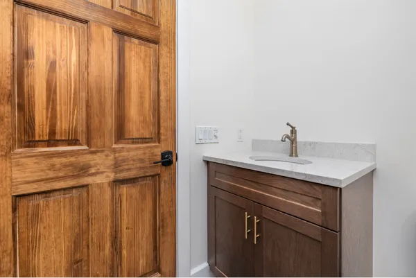 $795,000 | 58 Jameson Flats, Unit D, Manchester Center, VT 05255