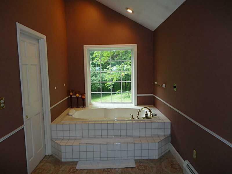 863 Methodist Road Westbrook, ME 04092 - Photo 15 of 18 Master Bath/Spa.