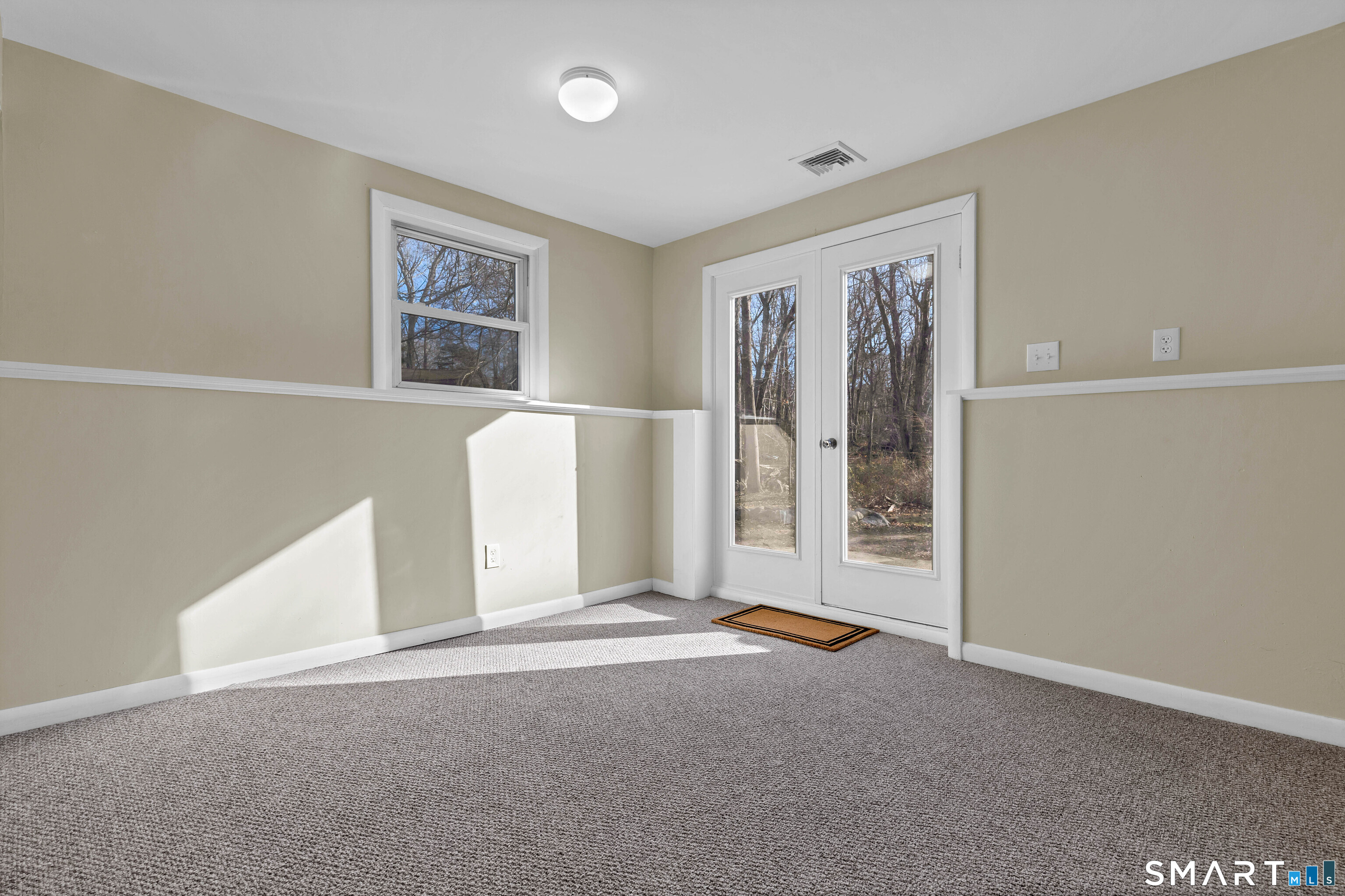 13 Victoria Lane Old Lyme, CT 06371 - Photo 32 of 38