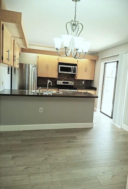 6221 62nd Way West Palm Beach, FL 33409 - Photo 3 of 19 20250806041751234164000000-o