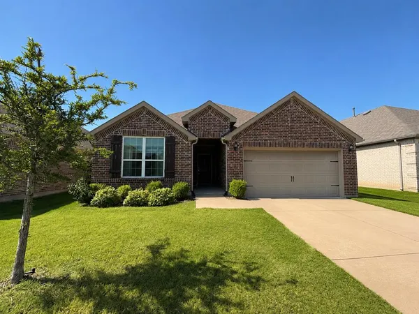 $2,595 | 2816 Redbud Lane, Melissa, TX 75454