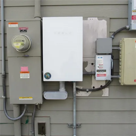 $699,900 | 5686 Alenlon Way, Mount Dora, FL 32757