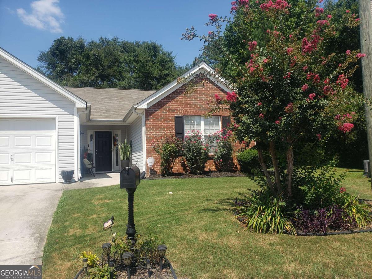 5511 Walnut Lane Stonecrest, GA 30038 - Photo 2 of 6