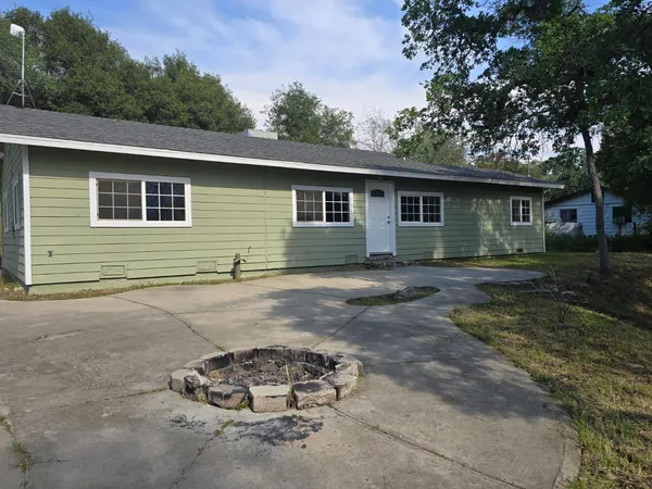 a backyard of a house