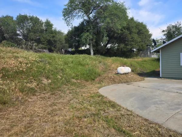 $340,000 | 40210 Millwood Road, Dunlap, CA 93621