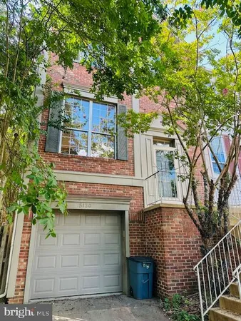 $2,900 | 5130 Observation Way, Alexandria, VA 22312
