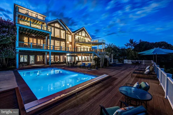 $2,950,000 | 1701 South Arlington Ridge Road, Arlington, VA 22202