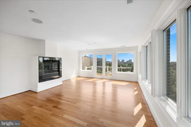 $3,495,000 | 1701 South Arlington Ridge Road, Arlington, VA 22202