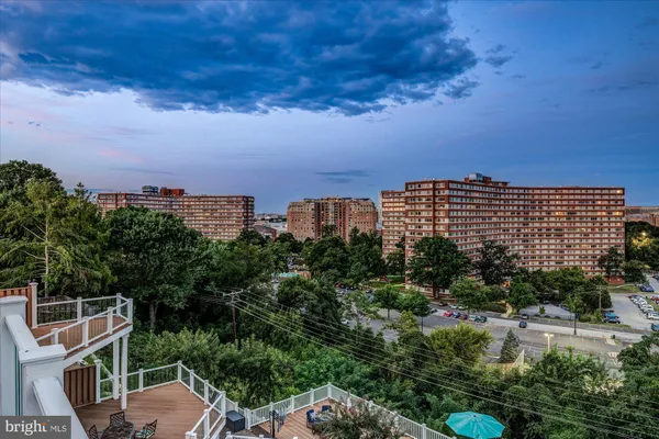 $2,950,000 | 1701 South Arlington Ridge Road, Arlington, VA 22202