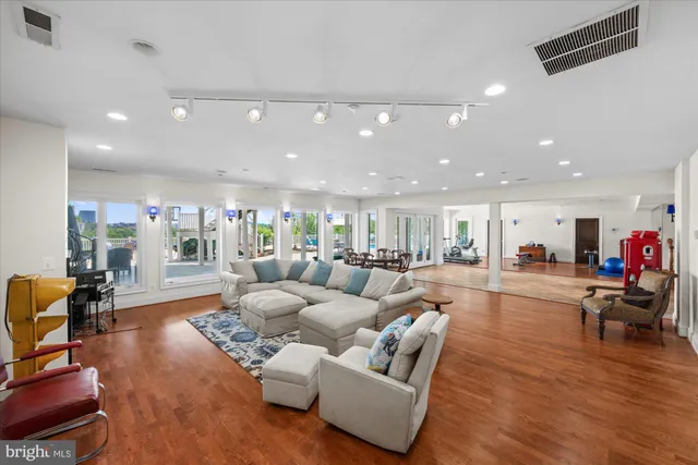 $3,495,000 | 1701 South Arlington Ridge Road, Arlington, VA 22202