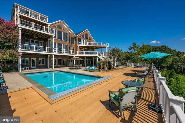 $3,495,000 | 1701 South Arlington Ridge Road, Arlington, VA 22202