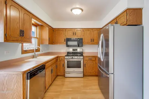 $325,000 | 3721 Terrance Ferry Drive, Joliet, IL 60431