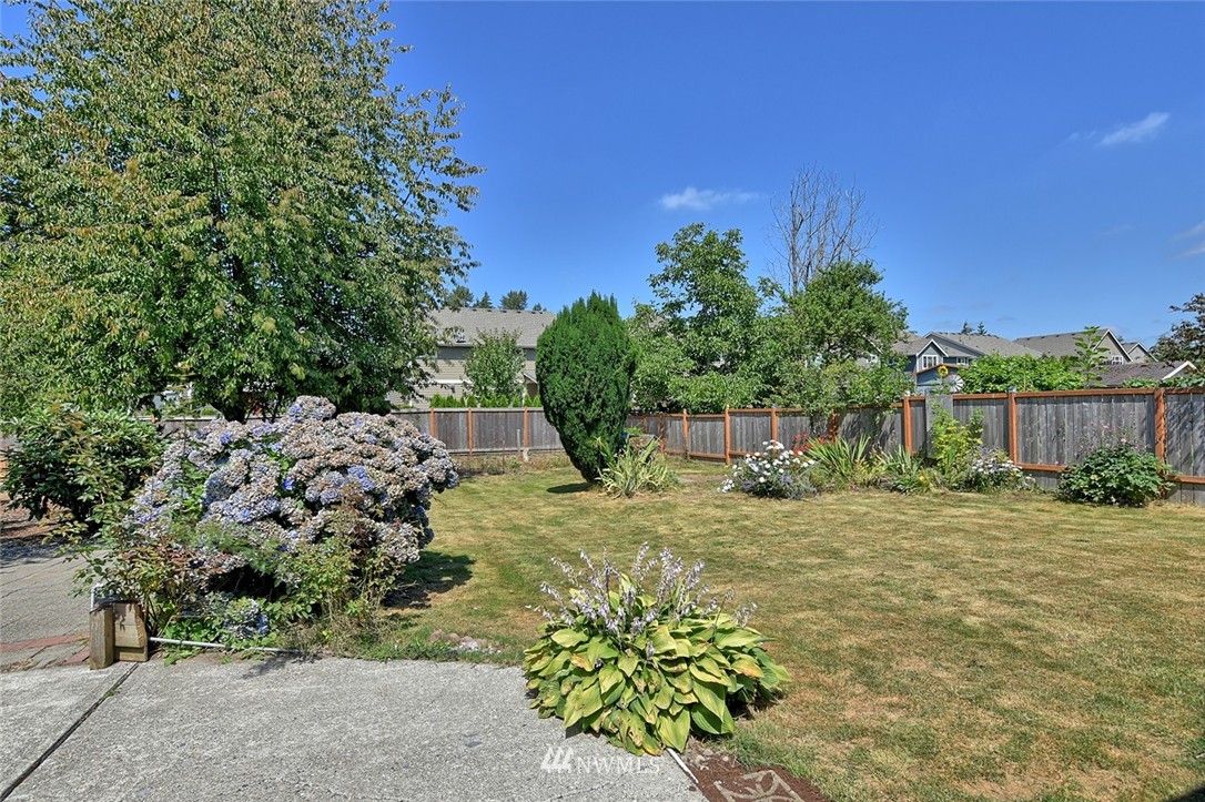 4914 Northeast 7th Place Renton, WA 98059 - Photo 19 of 19