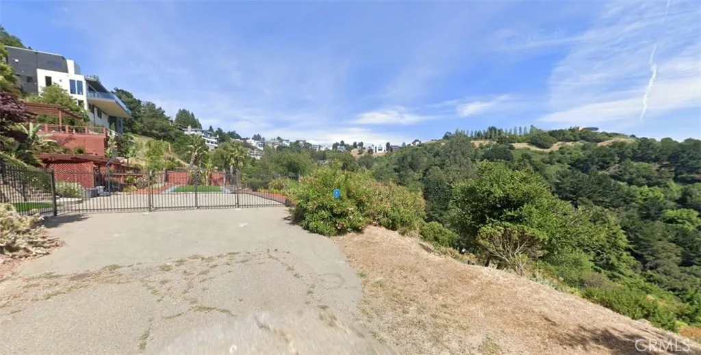 1140 Besito Berkeley, CA 94705 - Photo 2 of 6