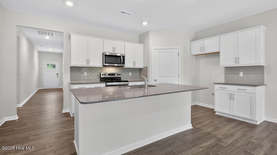 71 Hawksmoore Lane Lillington, NC 27546 - Photo 5 of 35 Kitchen