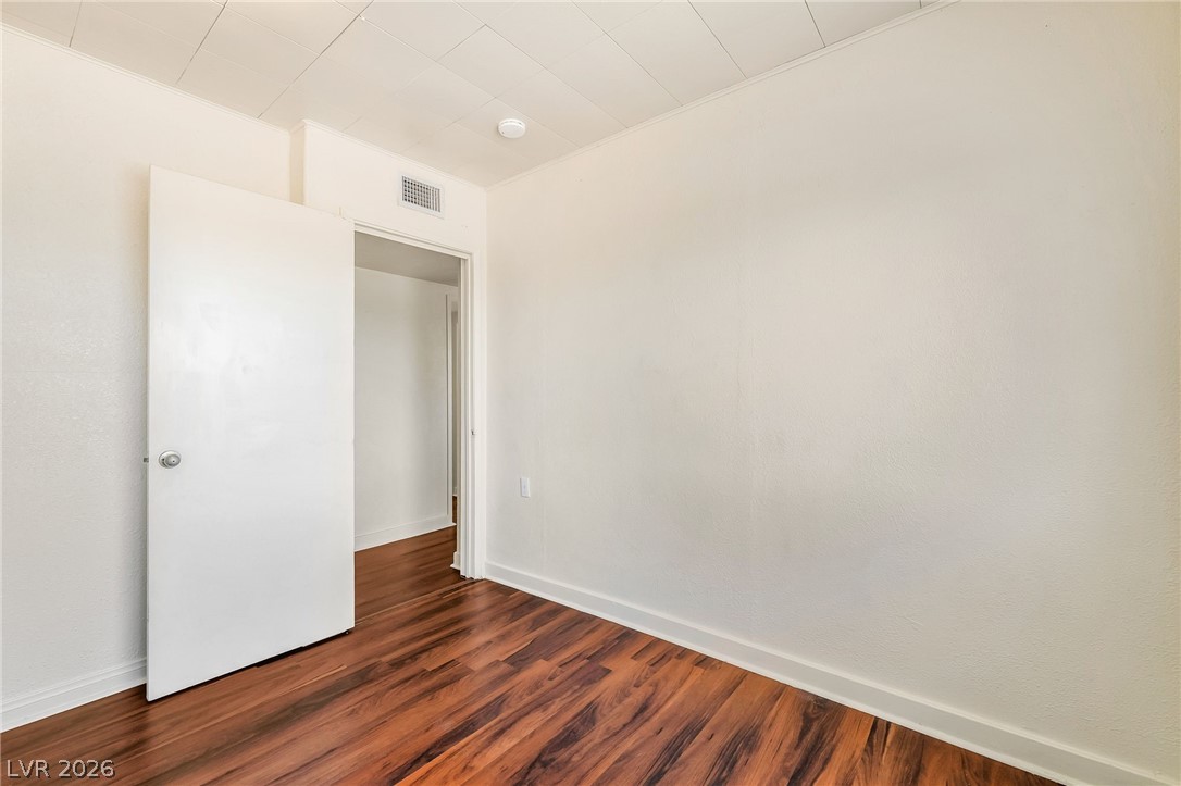 2 California Way Henderson, NV 89015 - Photo 20 of 29 3rd Bedroom would make a great office!