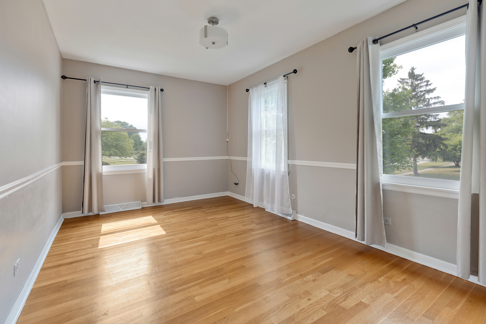 540 Springhill Drive Roselle, IL 60172 - Photo 15 of 26