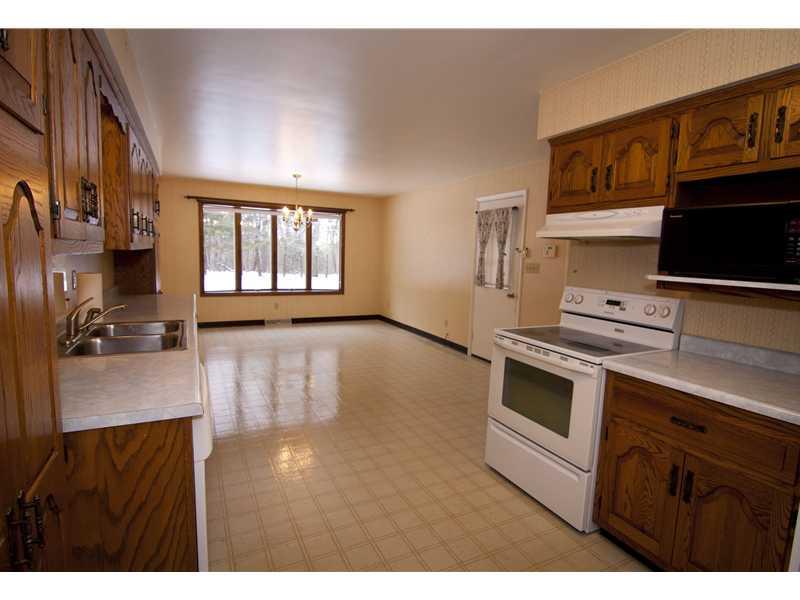 413 West Starz Road Gibsonia, PA 15044 - Photo 8 of 18 Kitchen. Any resident chef would love this kitchen!!!! Plenty of counter space leads to great functionality in the oversized eat in kitchen.