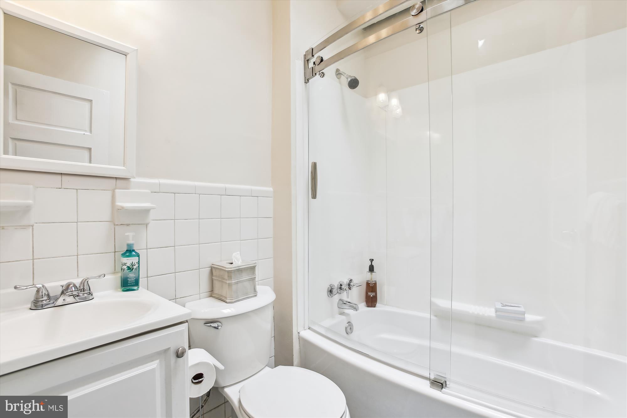 2414 2nd Street Northeast Washington, DC 20002 - Photo 25 of 75 Bath
