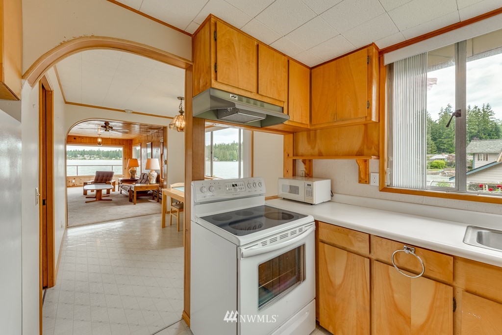 4321 Peninsula Road Stanwood, WA 98292 - Photo 15 of 25 Gallery Image 15