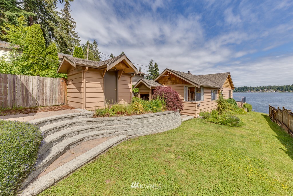 4321 Peninsula Road Stanwood, WA 98292 - Photo 5 of 25 Gallery Image 5