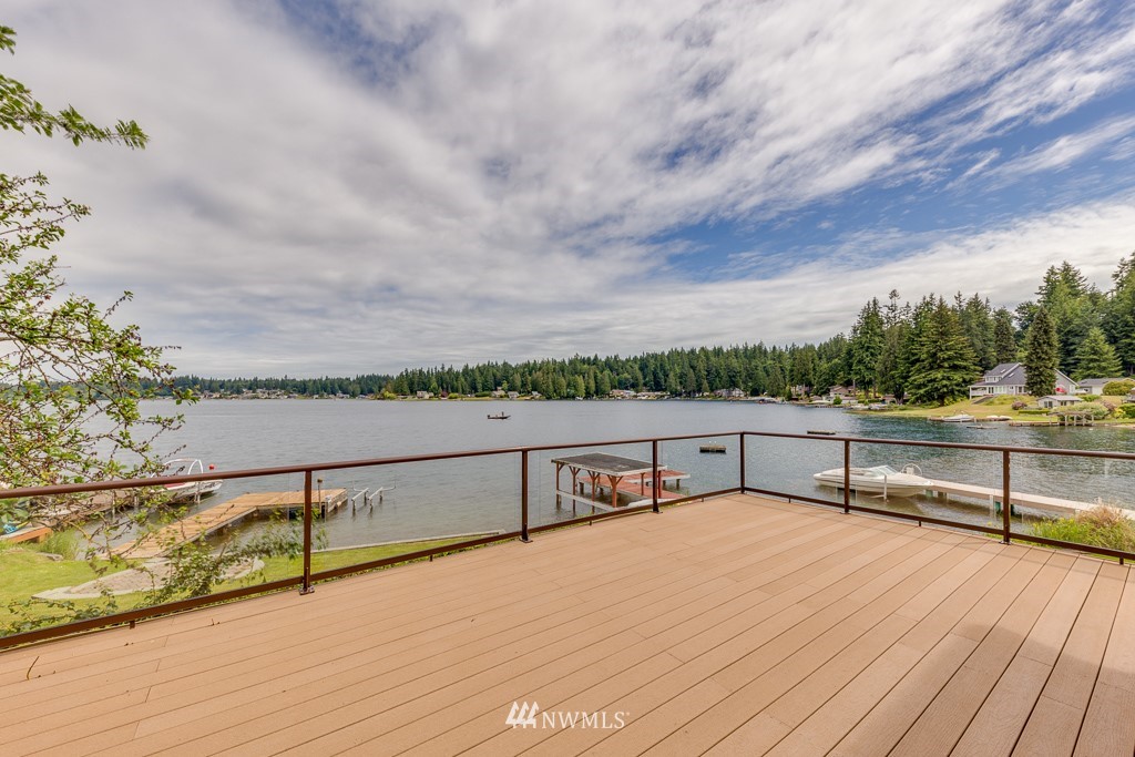 4321 Peninsula Road Stanwood, WA 98292 - Photo 7 of 25 Gallery Image 7
