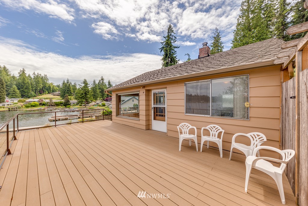 4321 Peninsula Road Stanwood, WA 98292 - Photo 8 of 25 Gallery Image 8