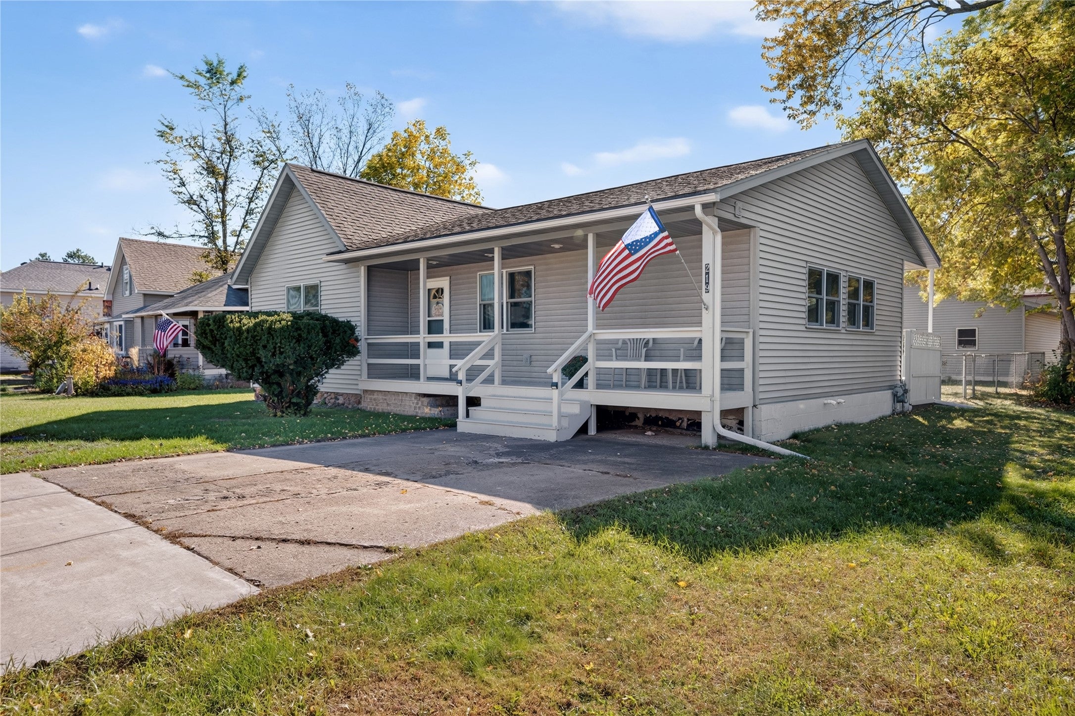 219 Spruce Street Spooner, WI 54801 - Photo 2 of 38 Gallery Image 2
