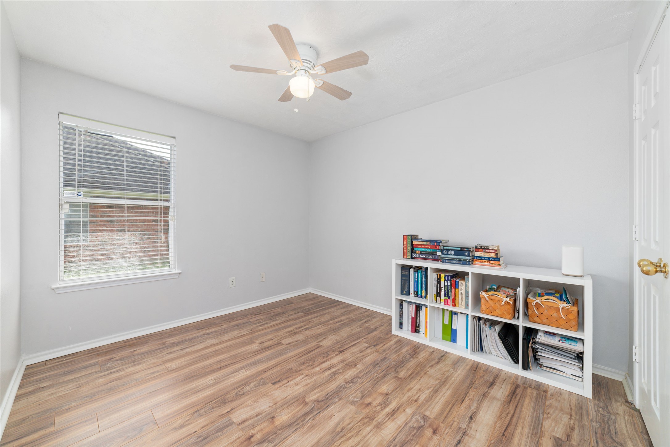 13605 Trail Meadow Lane Rosharon, TX 77583 - Photo 16 of 21 2nd bedroom/office