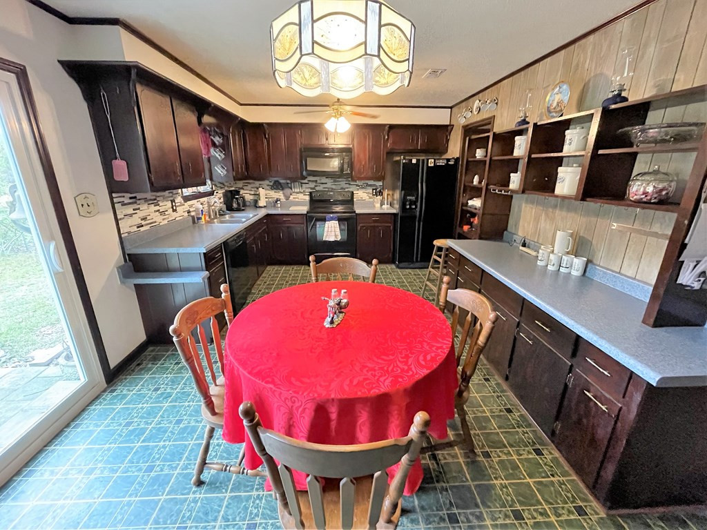 551 Whittle Pond Road Williston, SC 29853 - Photo 16 of 37