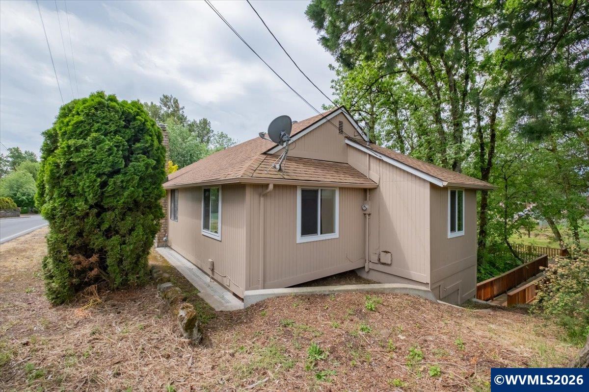 320 North Gun Club Road Independence, OR 97351 - Photo 41 of 47