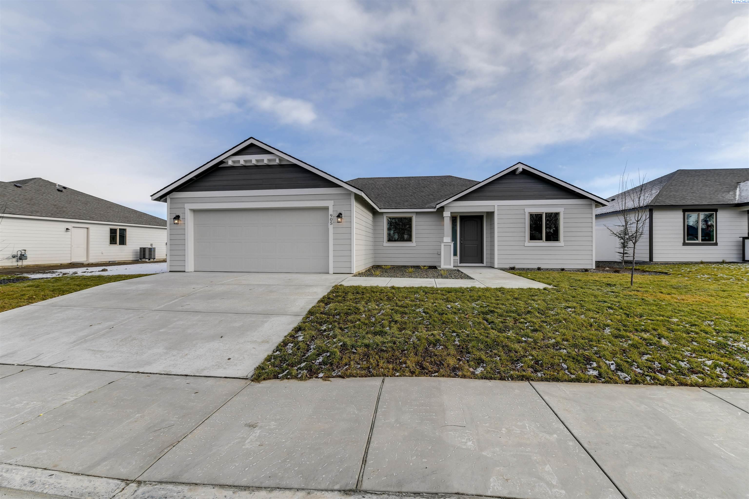 905 North Euclid Road Grandview, WA 98930 - Photo 1 of 25 Gallery Image 1