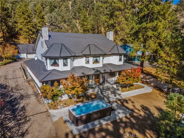 $1,695,000 | 790 Highway 2, Wrightwood, CA 92397