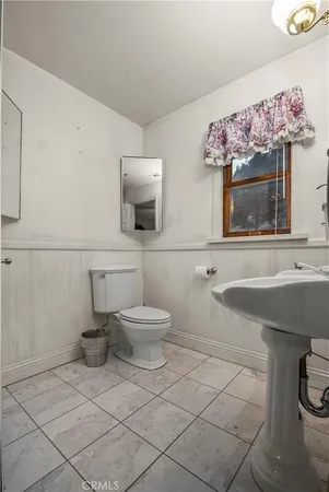 $1,695,000 | 790 Highway 2, Wrightwood, CA 92397