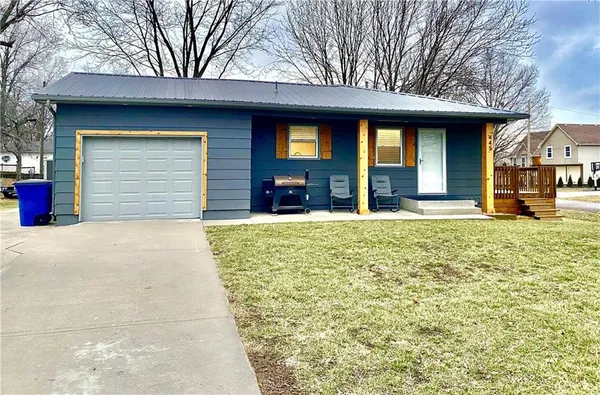 $228,000 | 445 East Hickory Street, Drexel, MO 64742