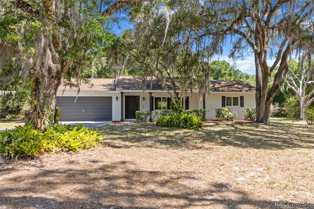 1255 South Estate Point Inverness, FL 34450 - Photo 2 of 84