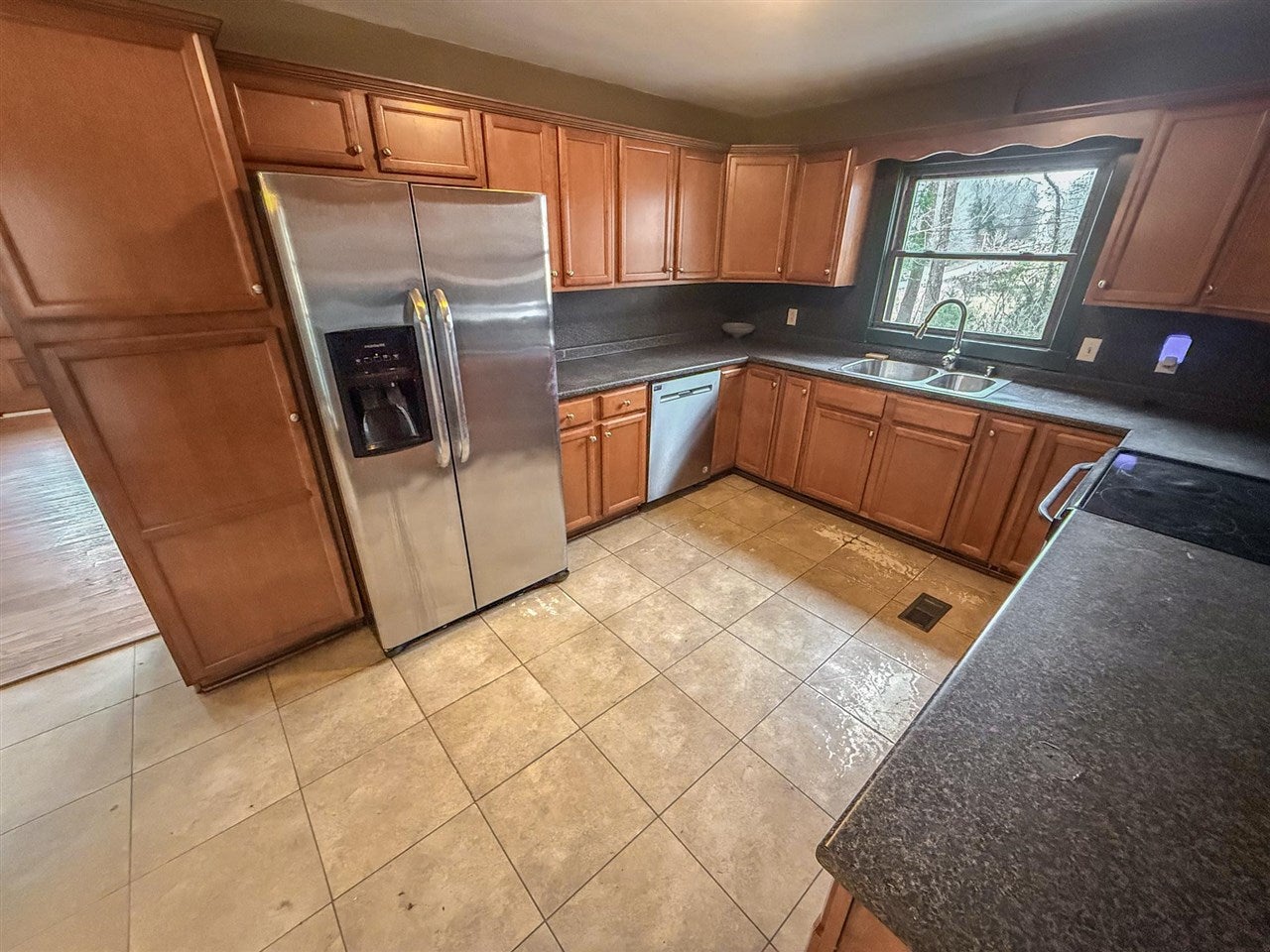 2232 Bowling Green Road Caneyville, KY 42721 - Photo 9 of 21 Gallery Image 9