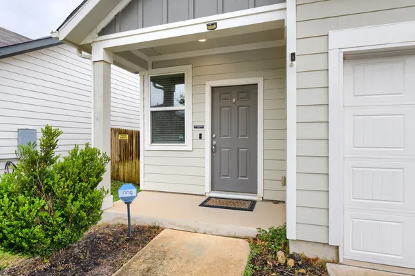 $2,350 | 12004 Cimaizon Drive, Austin, TX 78725