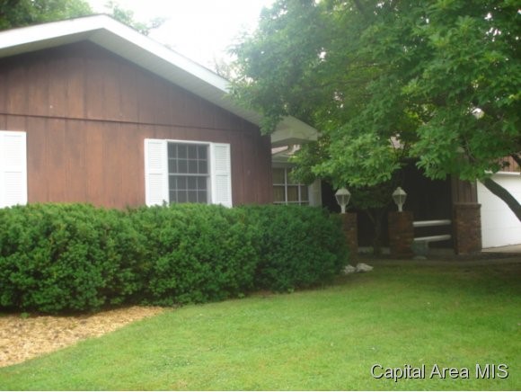 19 Rainbow Road Springfield, IL 62712 - Photo 1 of 23