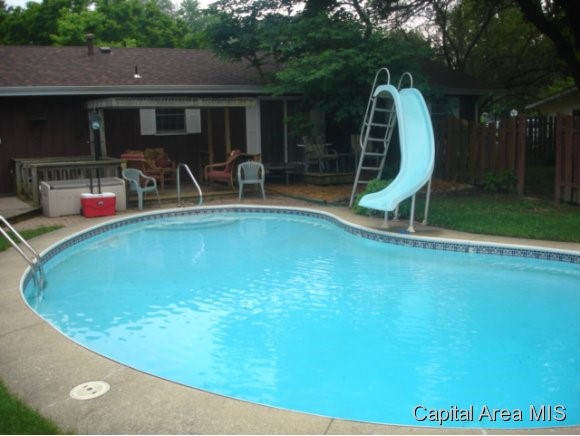 19 Rainbow Road Springfield, IL 62712 - Photo 4 of 23