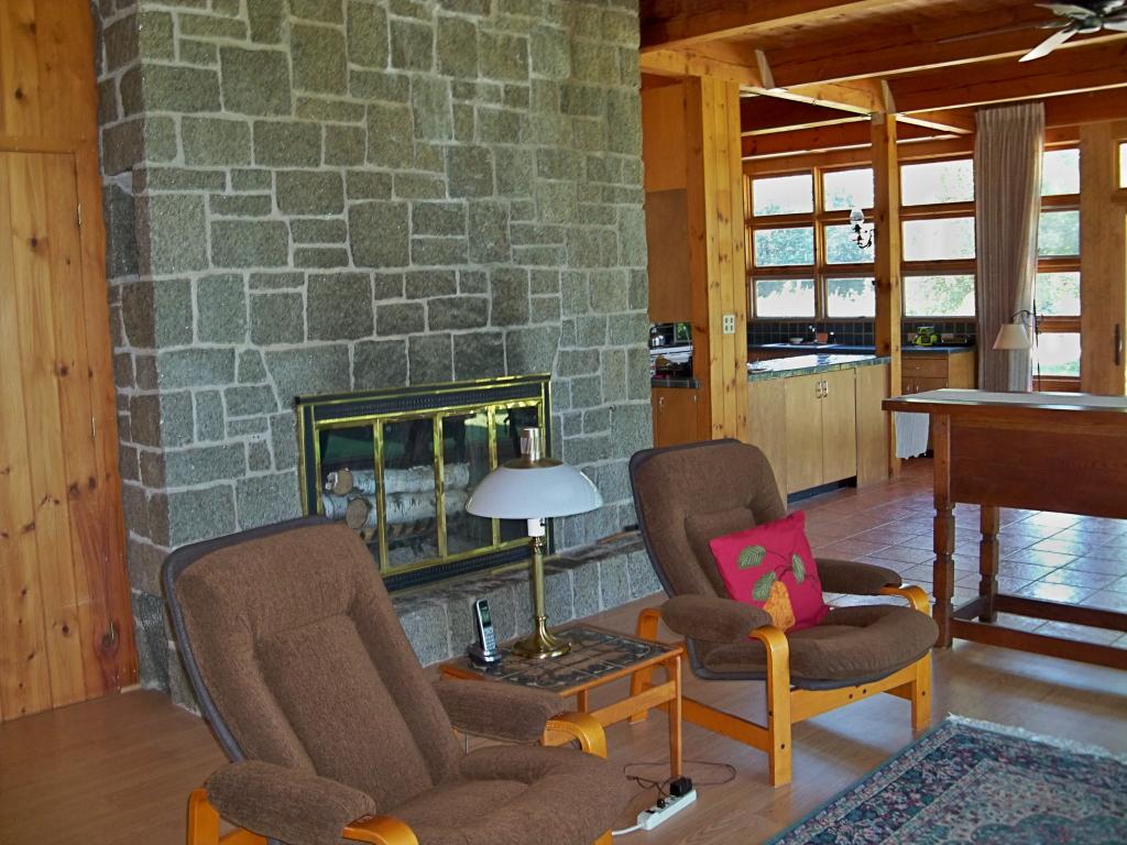 114 Thompson Hill Road Center Conway, NH 03813 - Photo 6 of 38