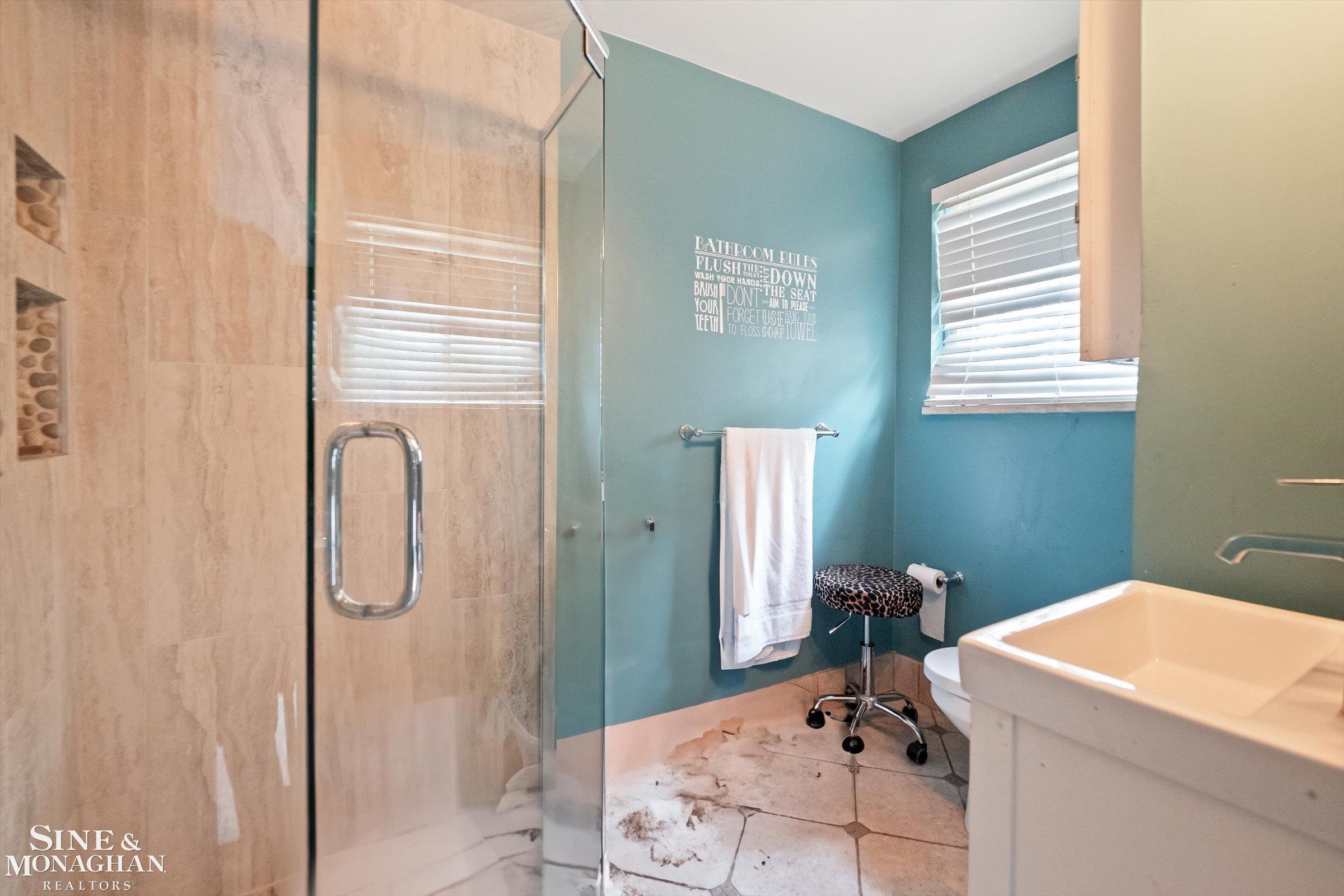 552 Middlesex Road Grosse Pointe, MI 48230 - Photo 31 of 60 50199096-0513F5EB-329E-4D40-B4E7-9F167E451587.JPG