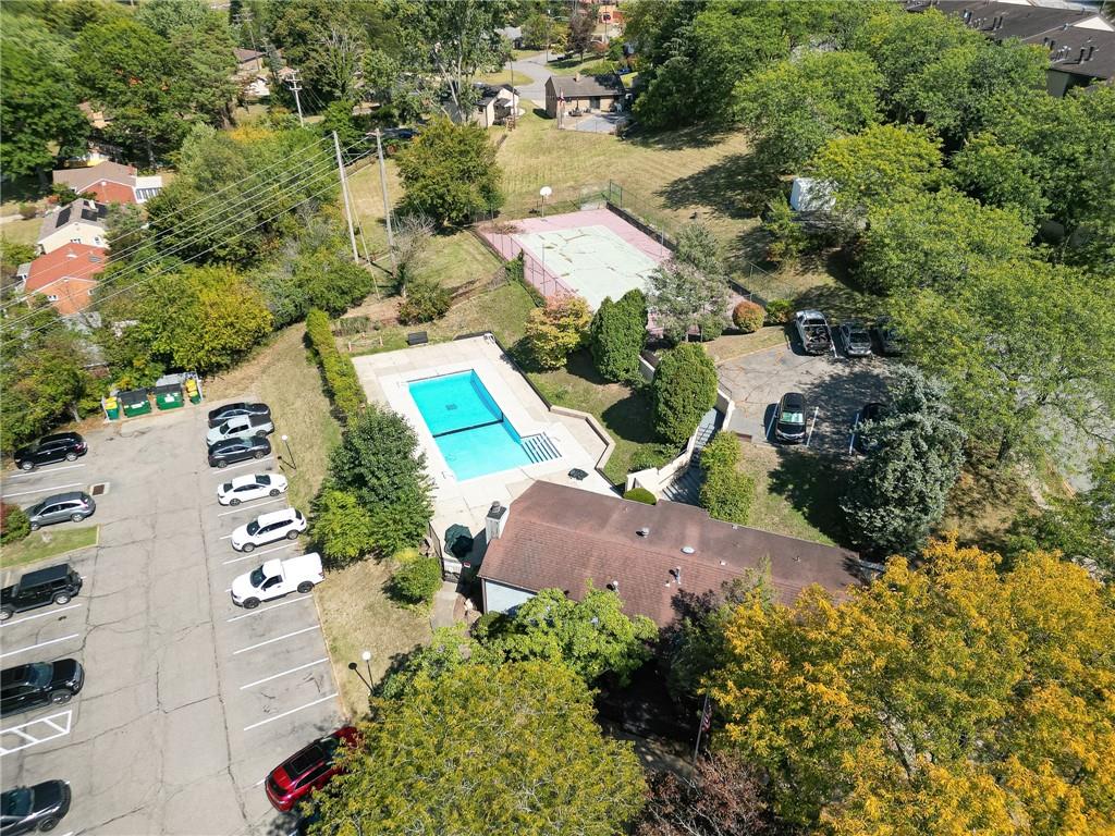 2034 Swallow Hill Road, Unit 326 Pittsburgh, PA 15220 - Photo 25 of 28 an aerial view of residential house with outdoor space